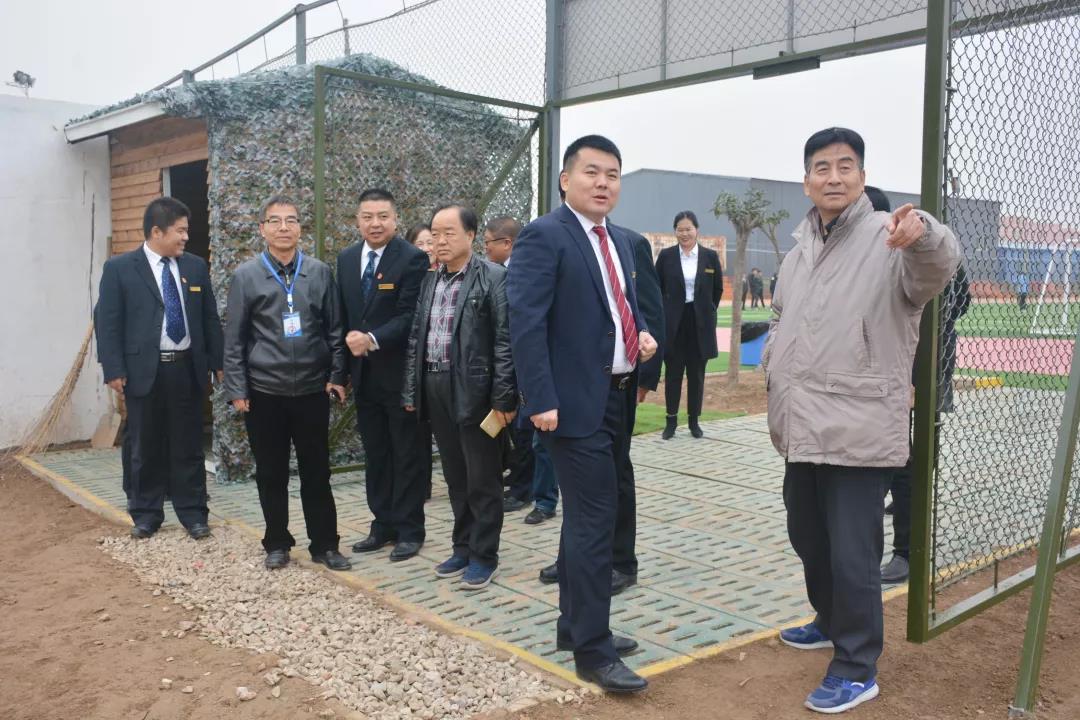 热烈欢迎西安市人社局专家组领导莅临我校指导工作